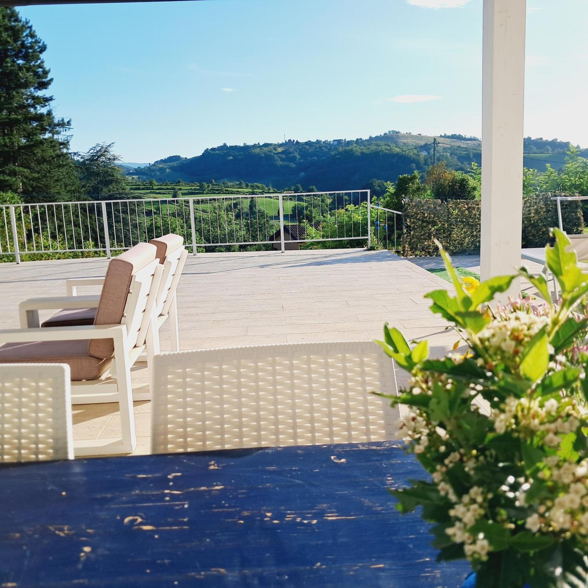 Terrazzaponente Bed and Breakfast Monte San Pietro Exteriör bild
